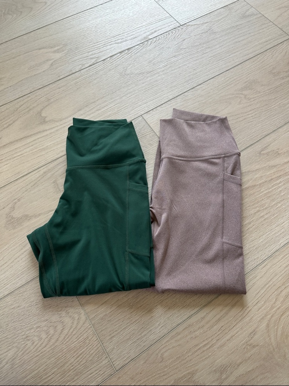 Two Colorfulkoala Women's High Waisted Yoga Capris 21" Inseam Leggings w/Pockets
